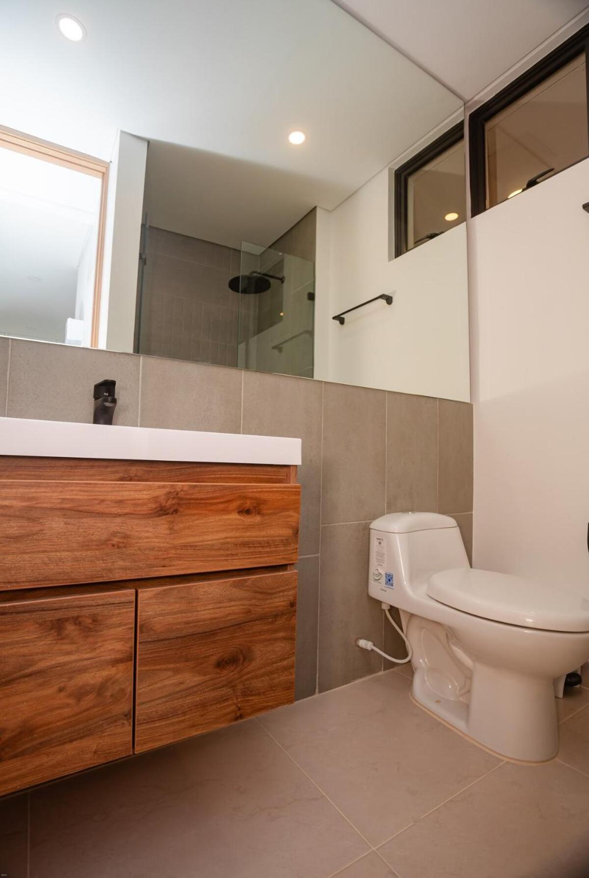 Exclusive With Spectacular Sea View! *